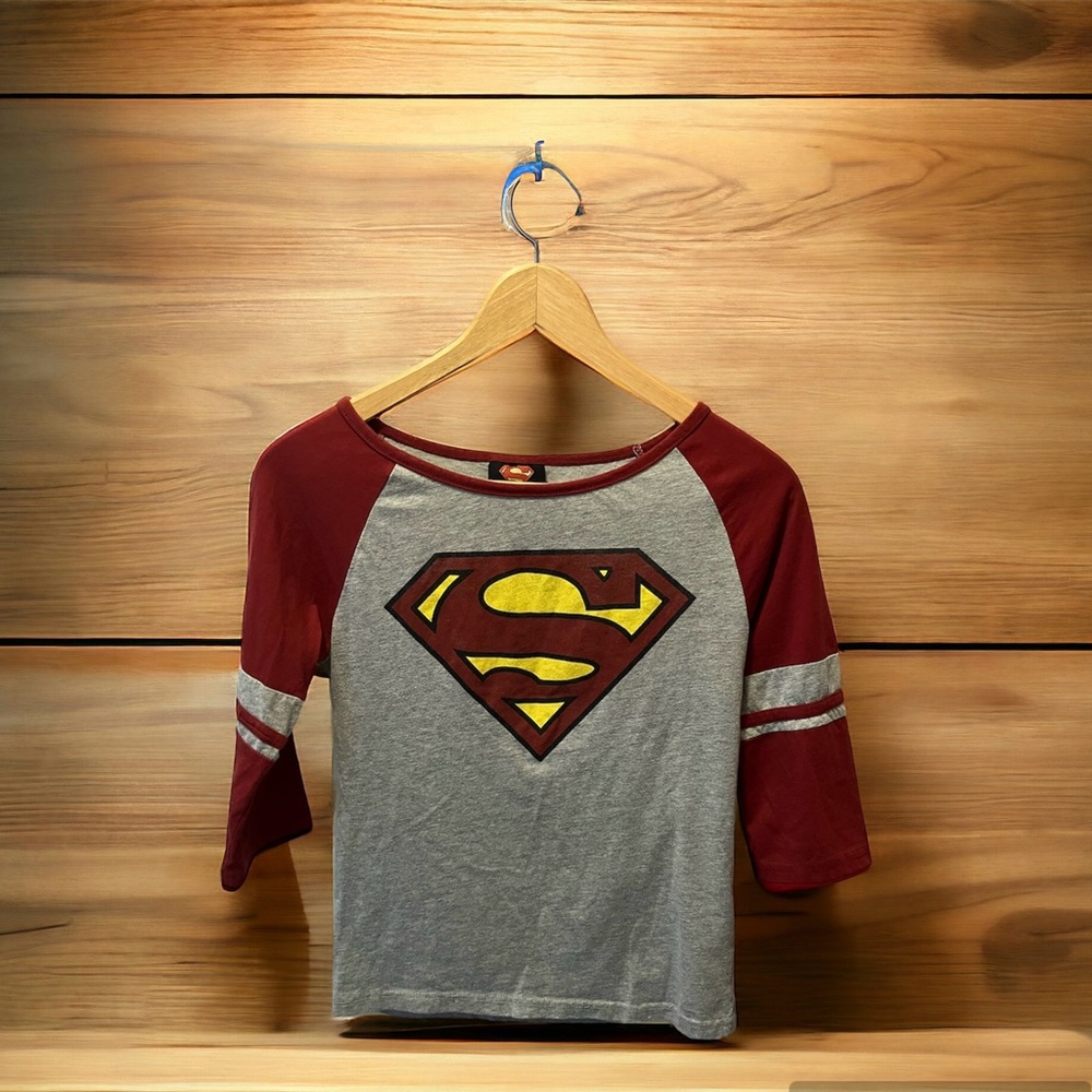 Kid's Boy Girl DC Comics Superman T-Shirt Size XS Gray Red Yellow Superhero